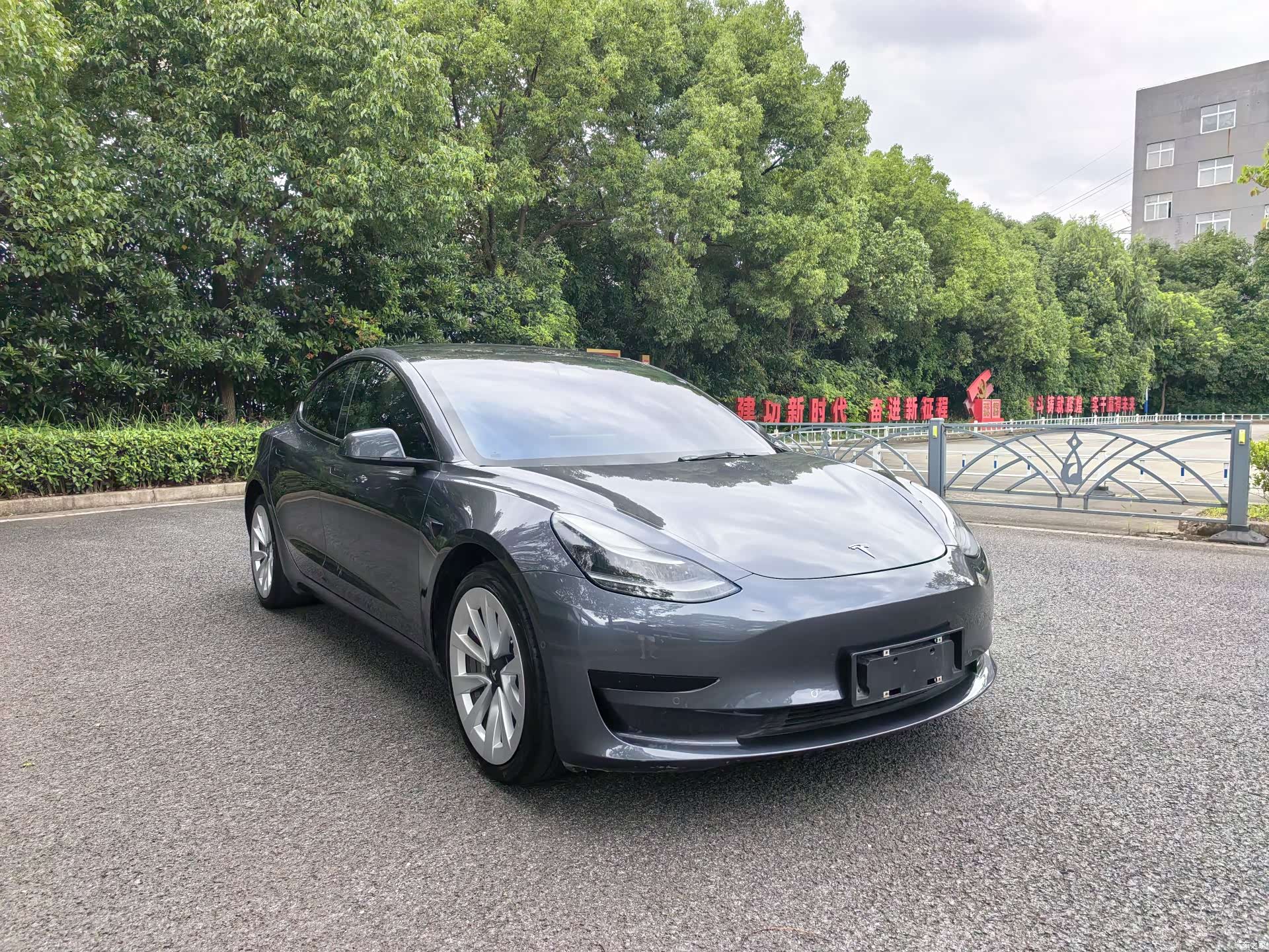 Tesla Model 3, 2021 3