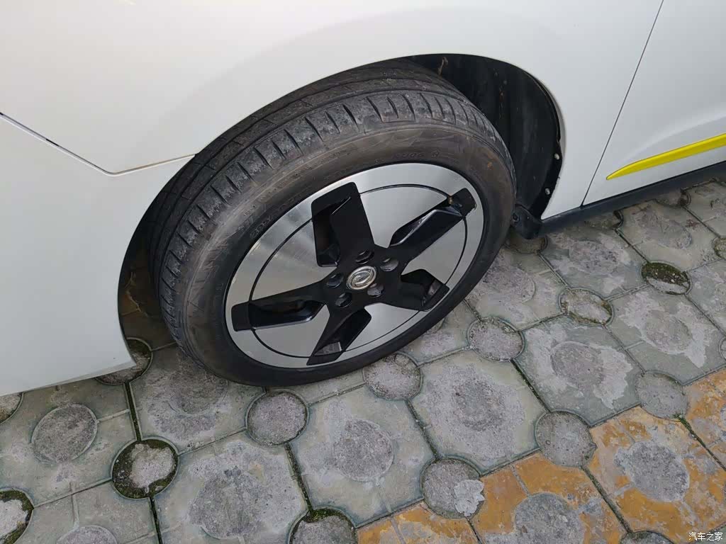DongFeng E70, 2023 25