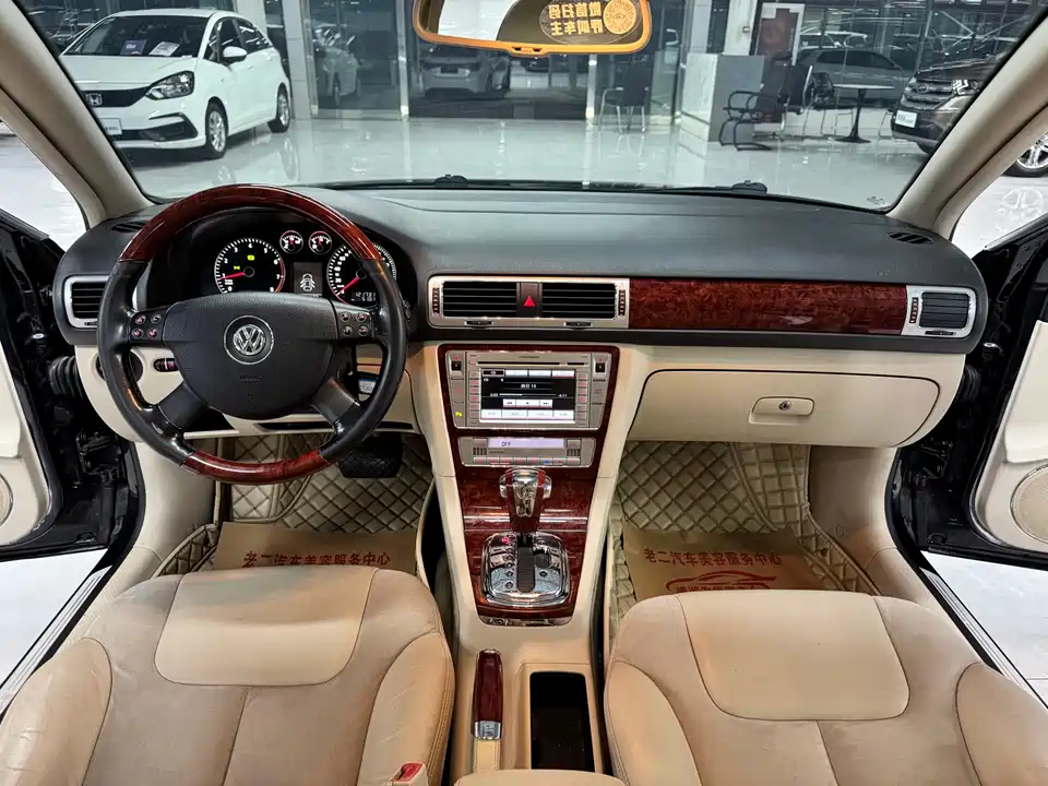 Volkswagen Passat Lingyu