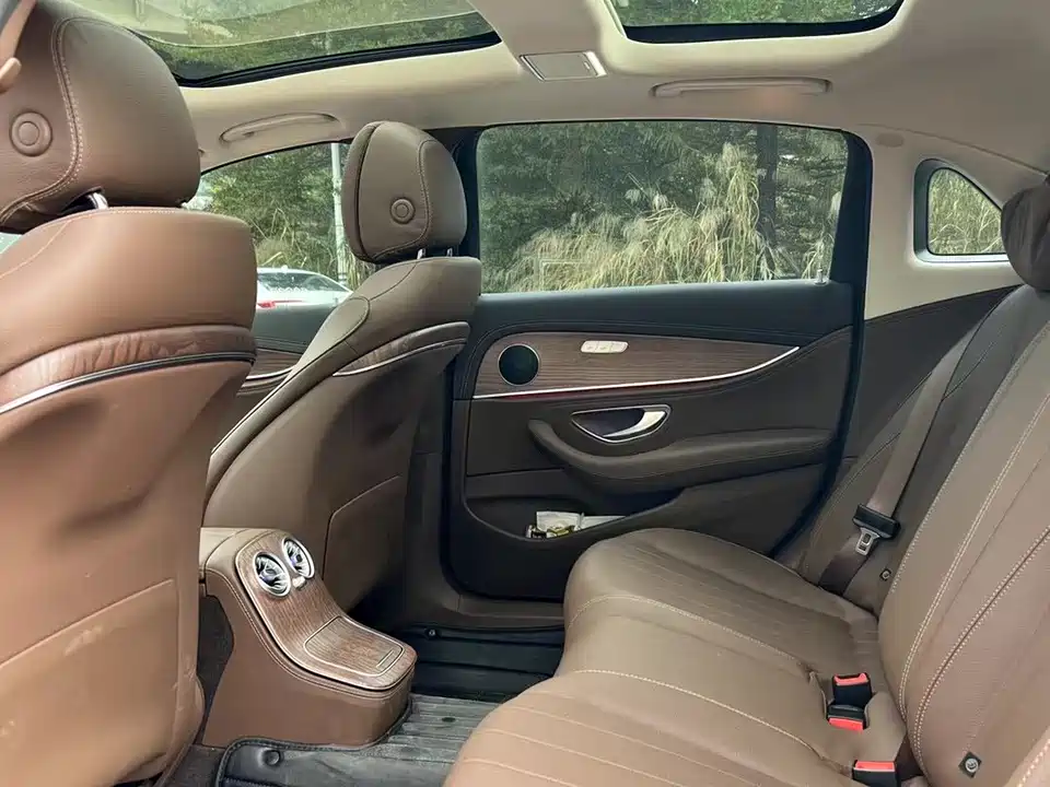 Mercedes-Benz E-class Mercedes-Benz E-class