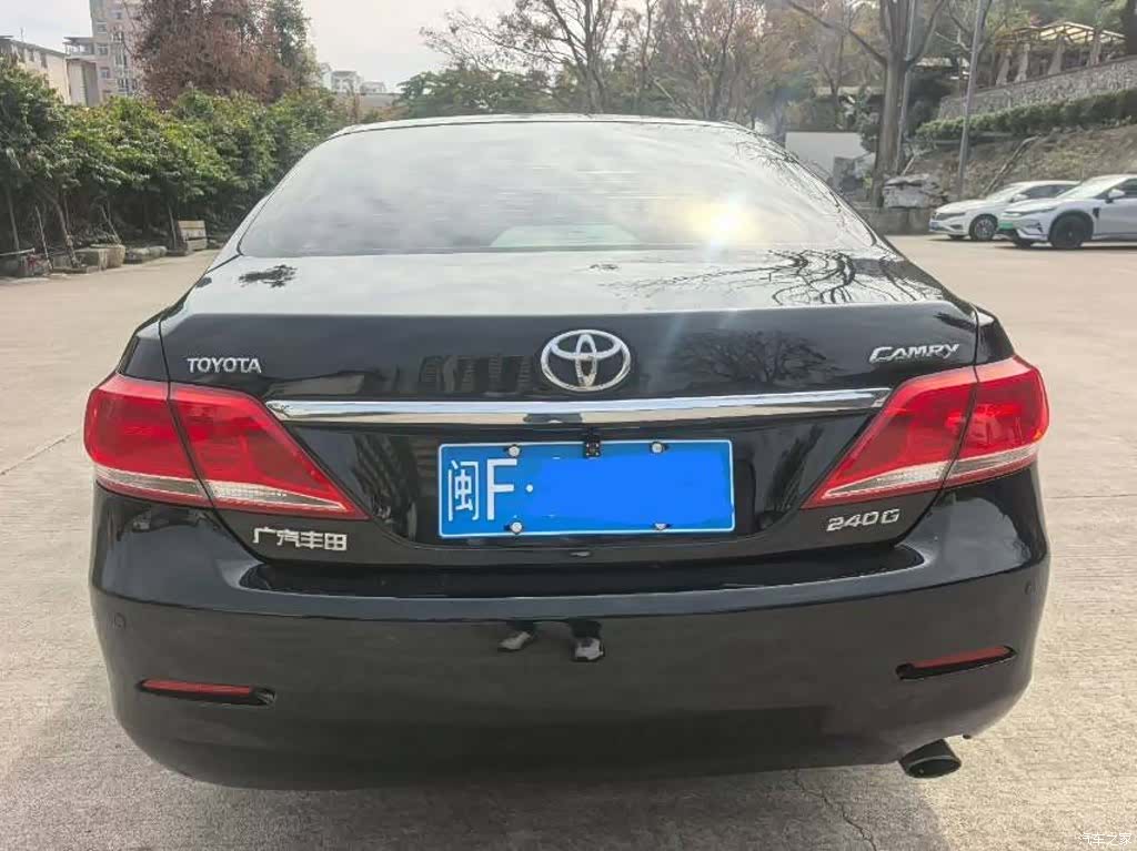 Toyota Camry, 2011 8
