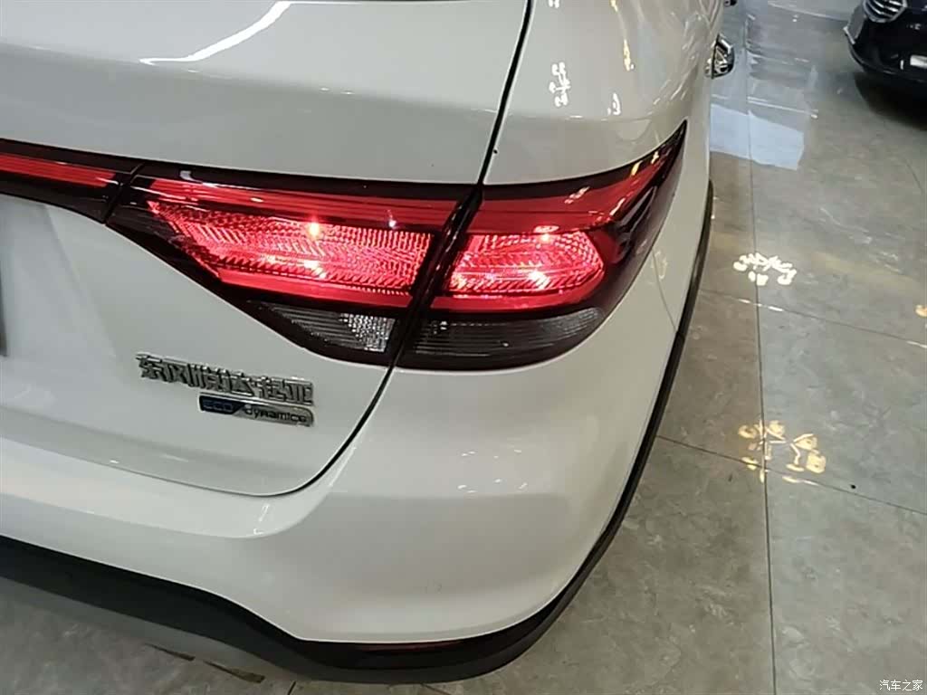 Kia KX, 2019 24