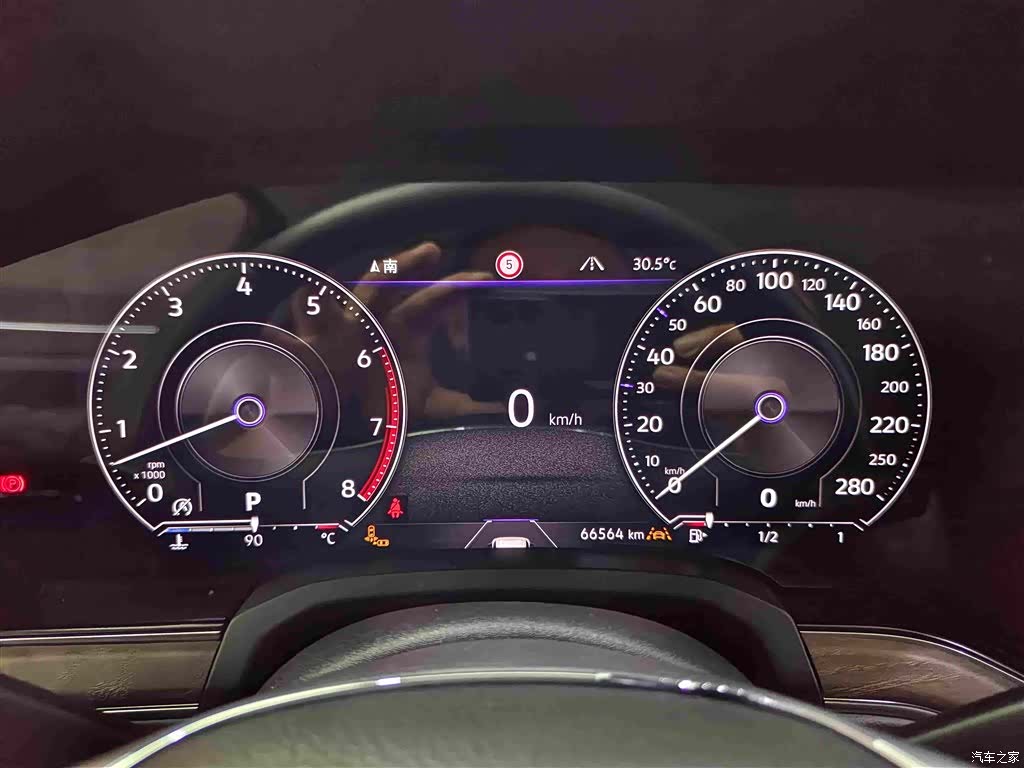 Volkswagen Touareg, 2020 18