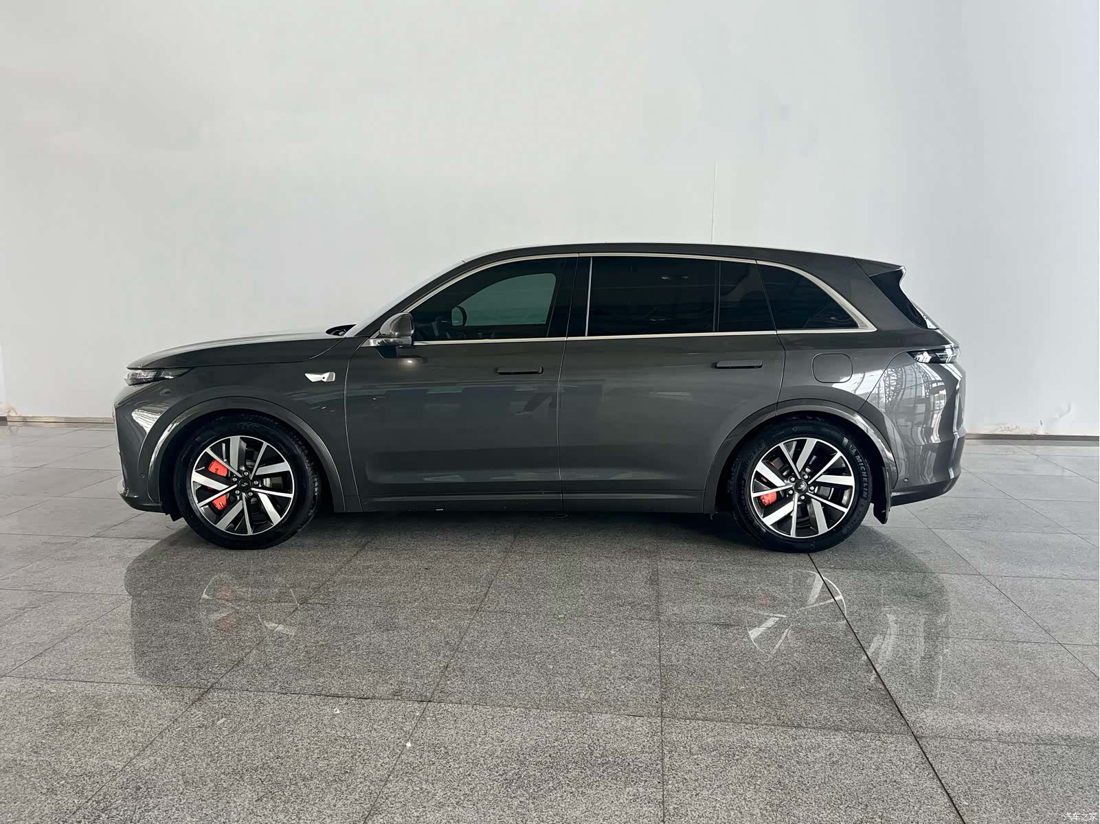 Li Auto L7, 2023 все фото