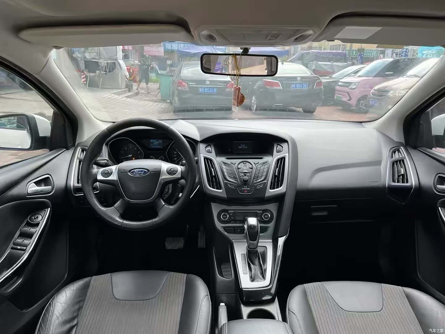 Ford Focus, 2013 7