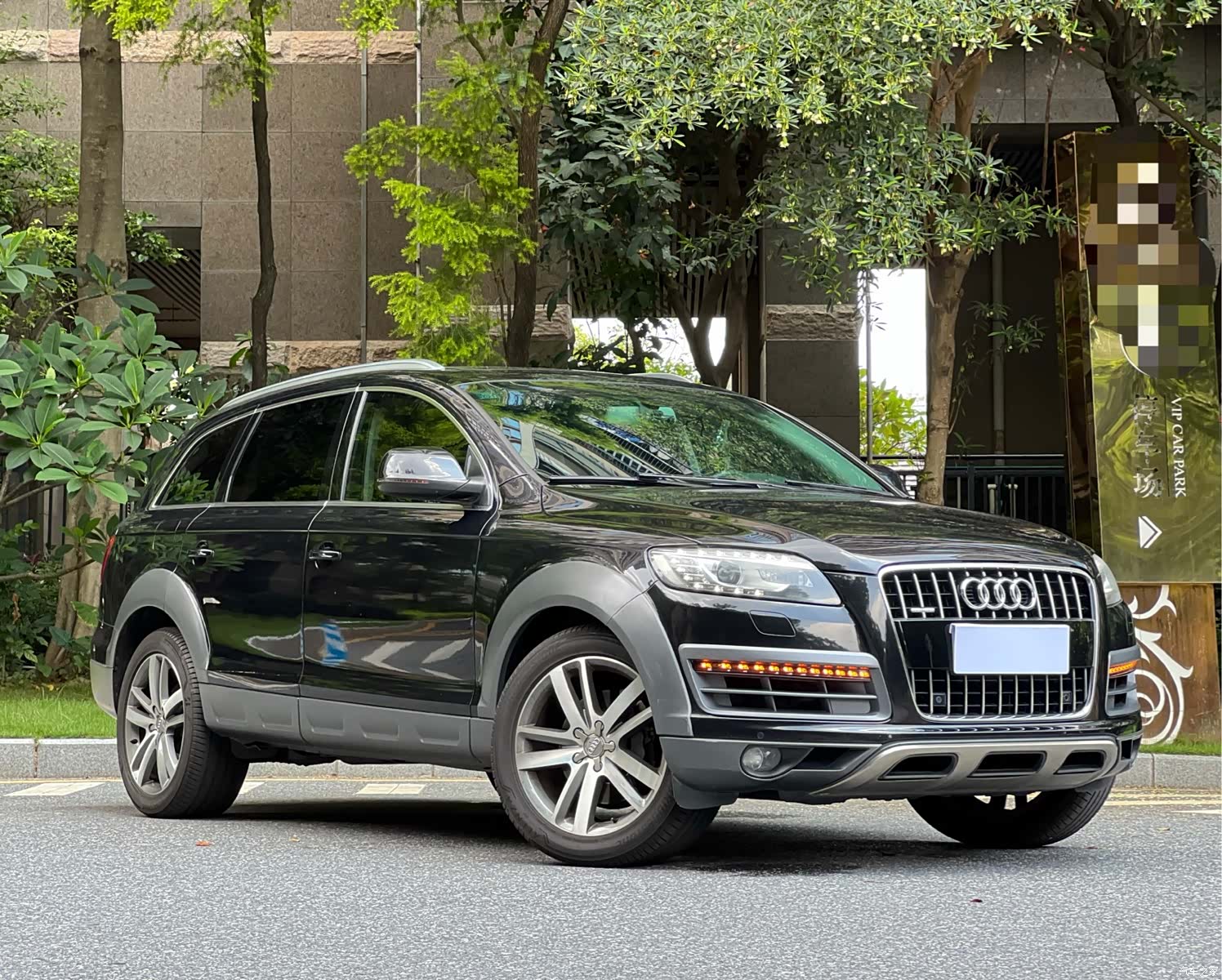 Audi Q7, 2014 3