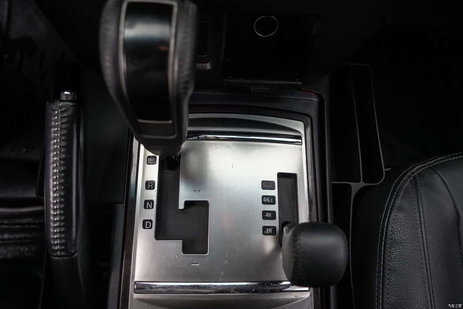 Mitsubishi Pajero, 2019 15