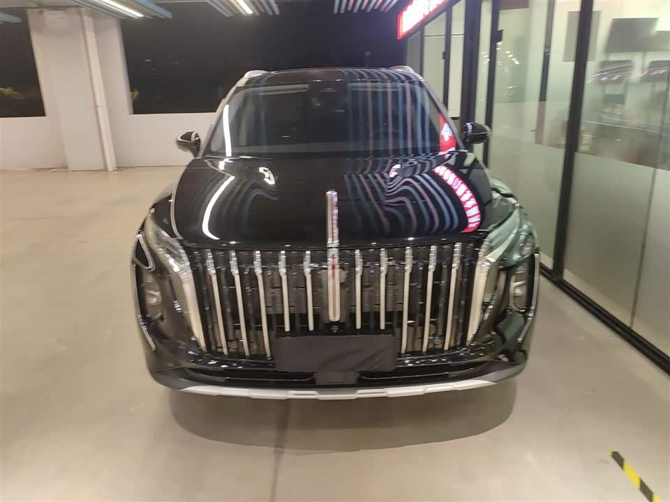 Hongqi HS7 PHEV