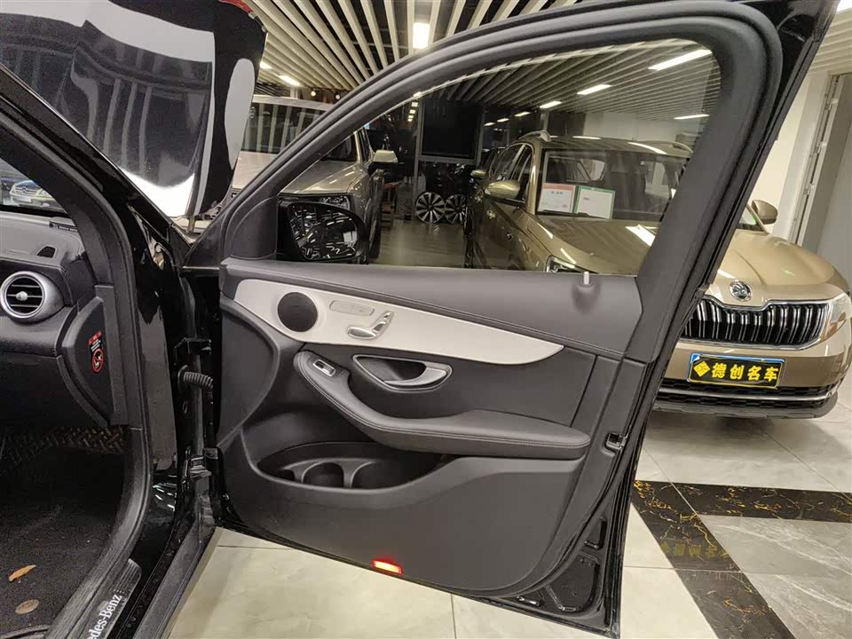 Mercedes-Benz GLC Mercedes-Benz GLC