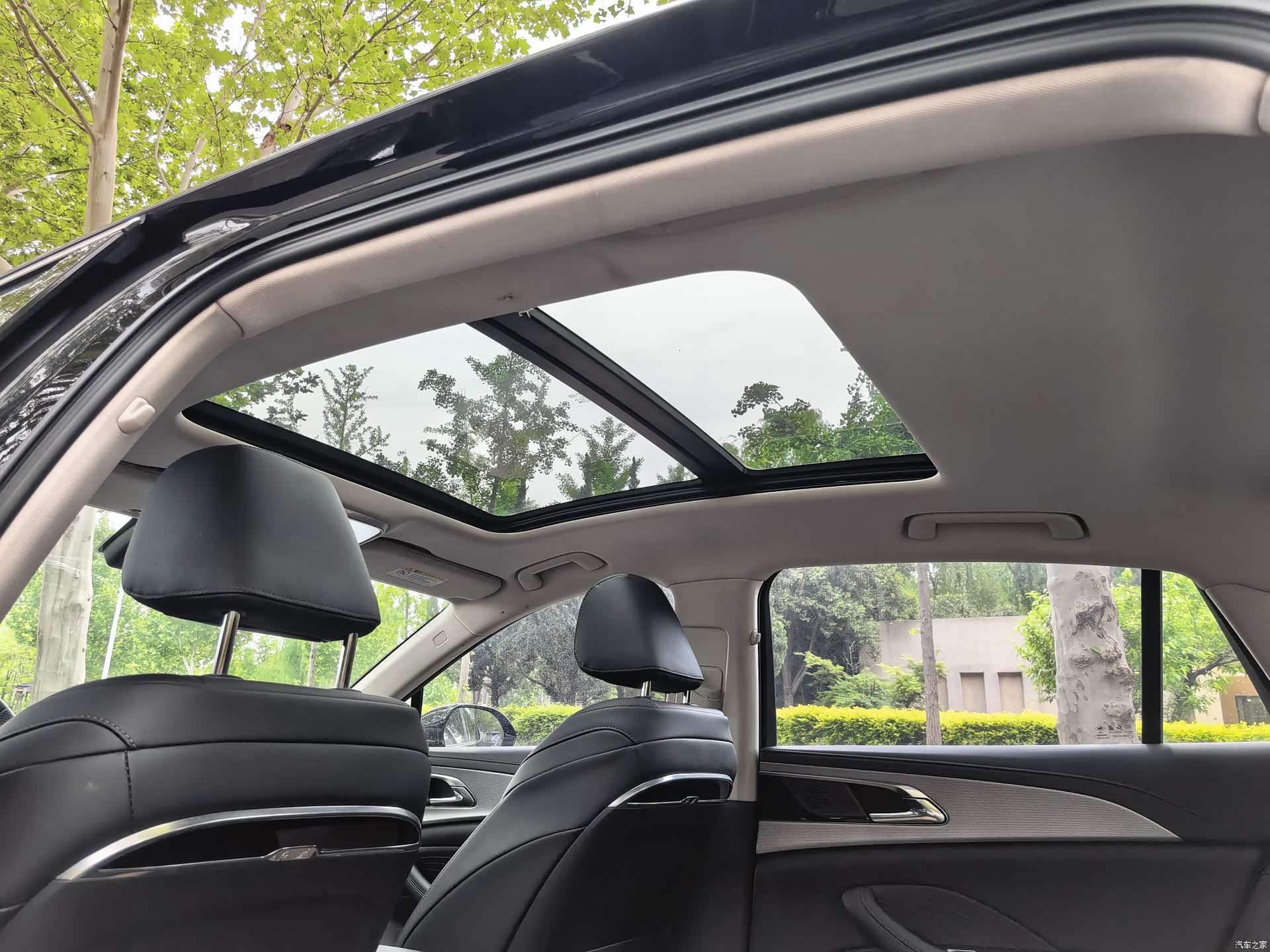 Hongqi H5, 2023 29