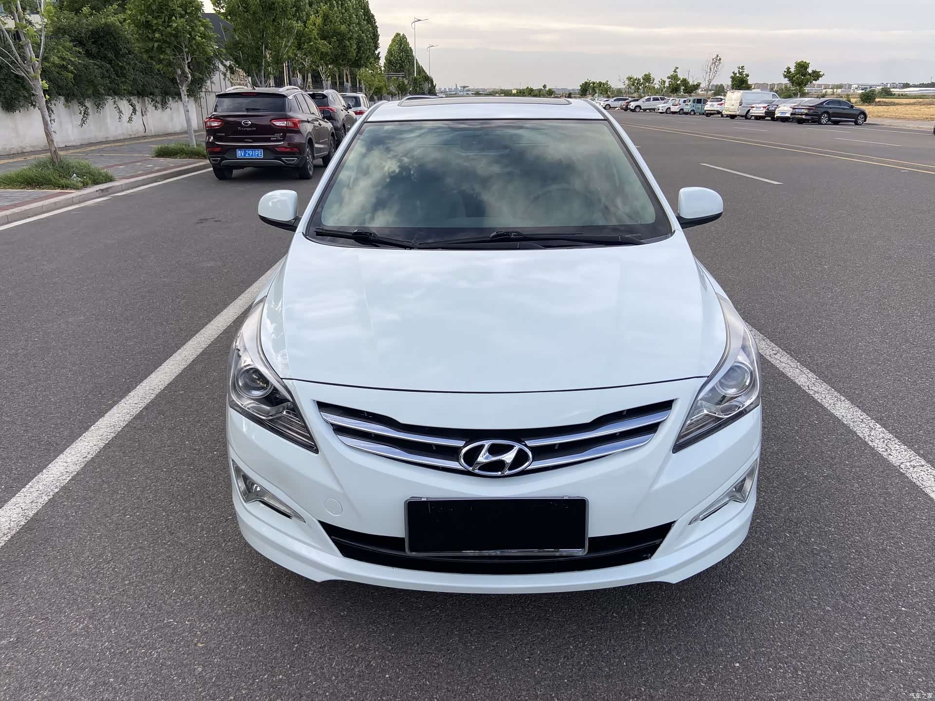 Hyundai GLX, 2016 2