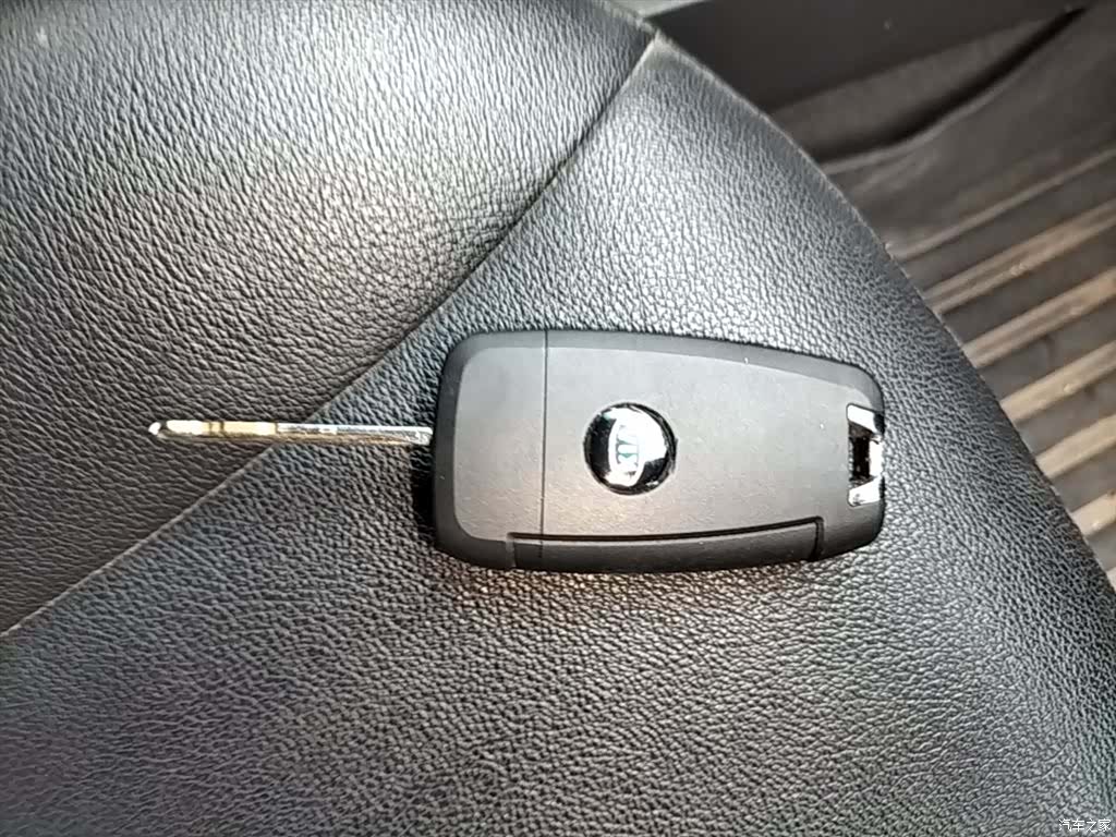 Kia K2, 2016 9