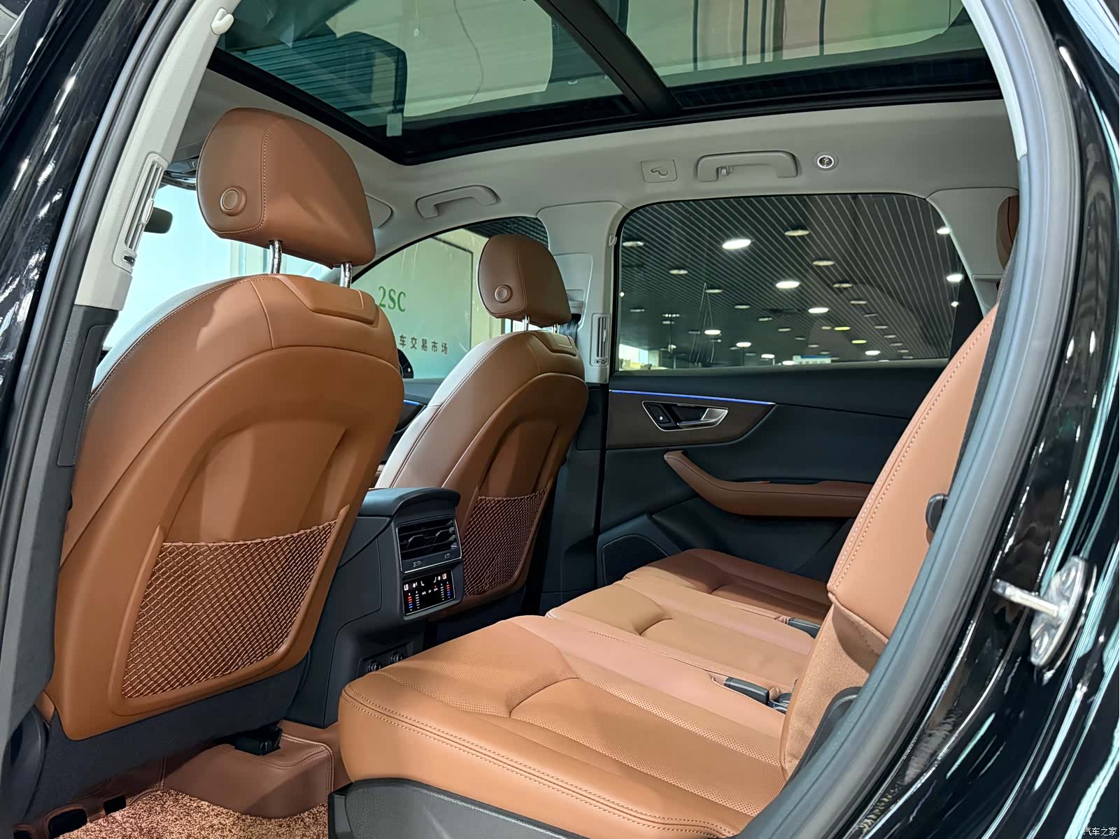 Audi Q7, 2026 7