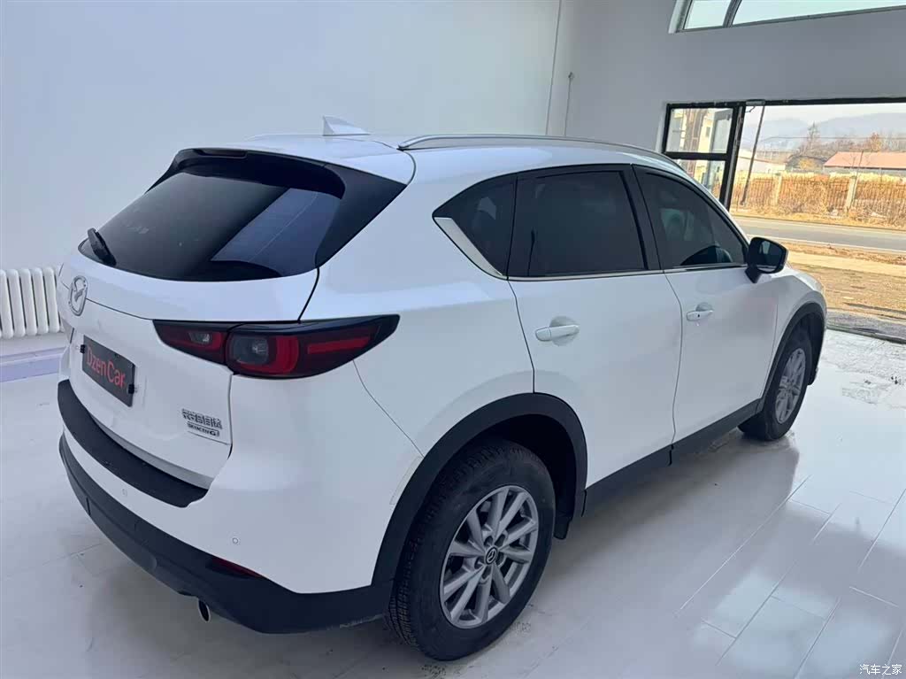 Mazda CX-5, 2023 3