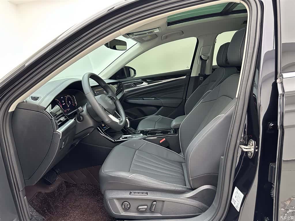 Volkswagen Passat, 2024 19