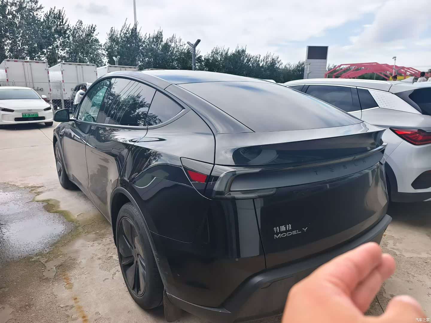 Tesla Model Y, 2025 2
