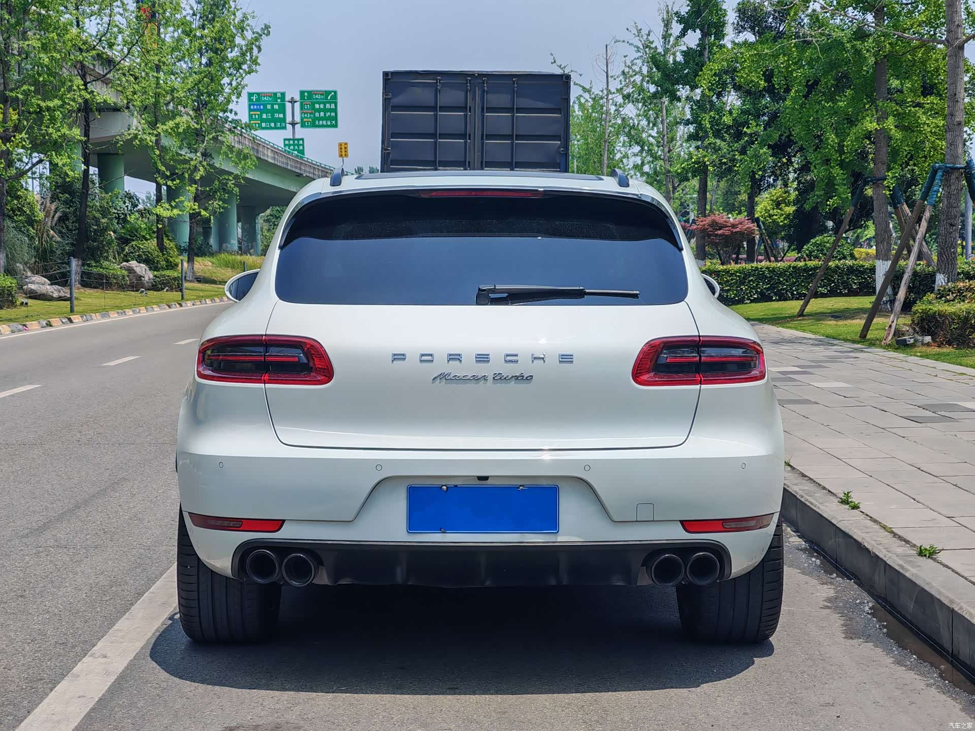 Porsche Macan, 2016 все фото