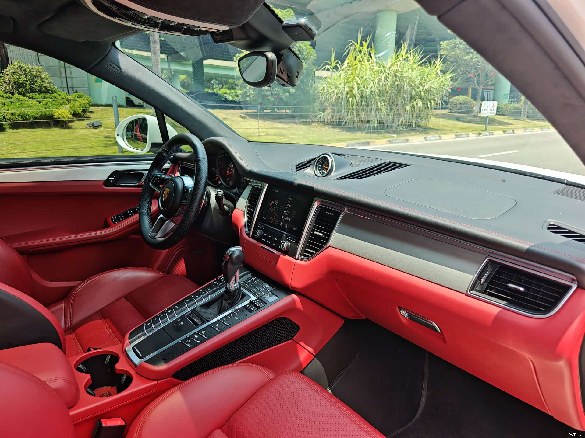 Porsche Macan, 2016 15