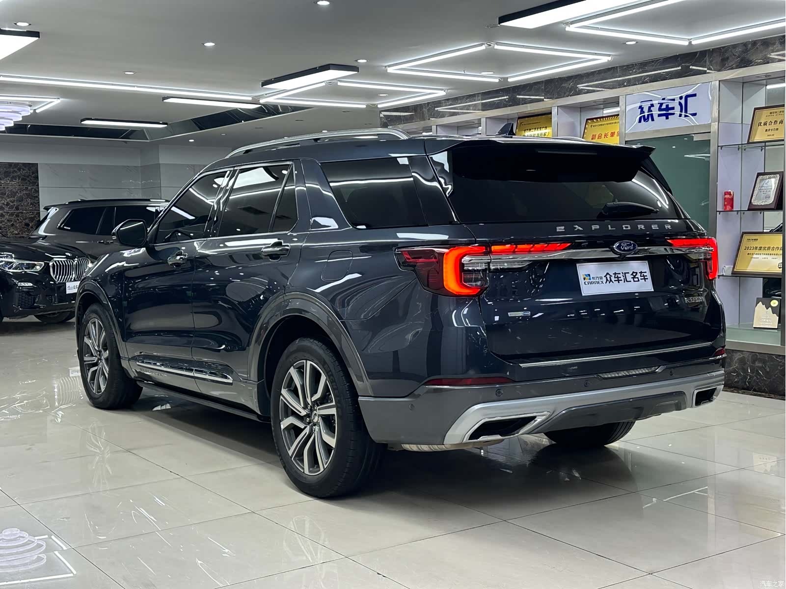Ford Explorer, 2023 6