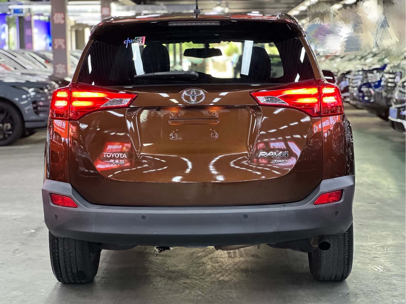 Toyota RAV4, 2015 4
