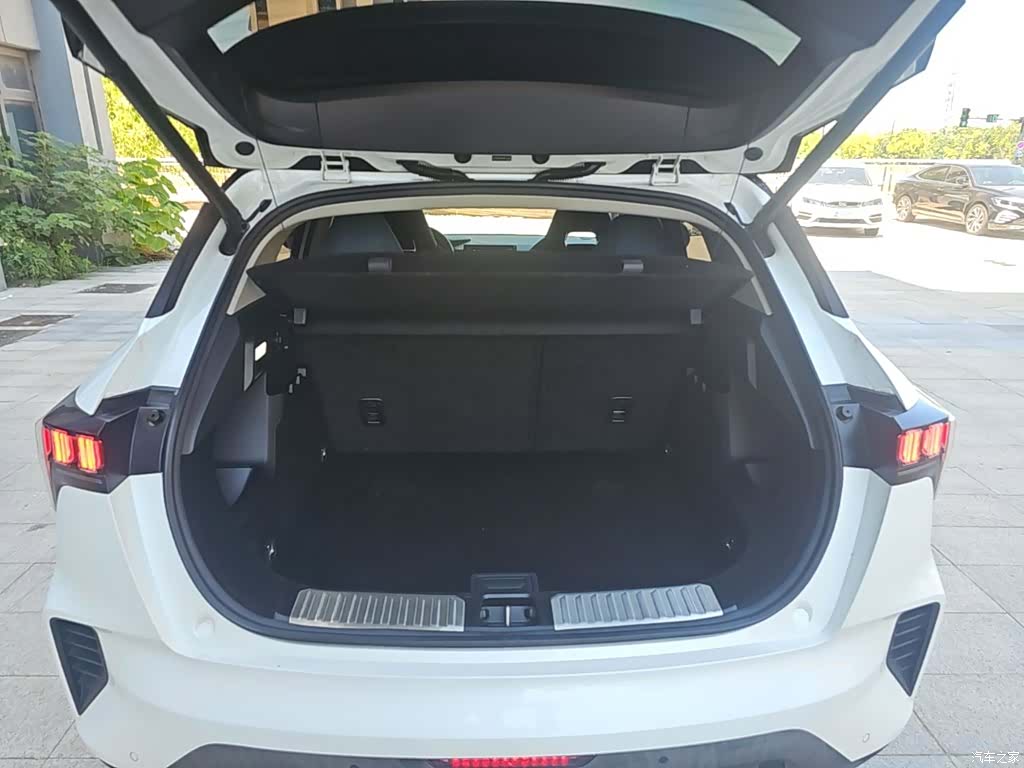 Lynk & Co 02, 2021 19