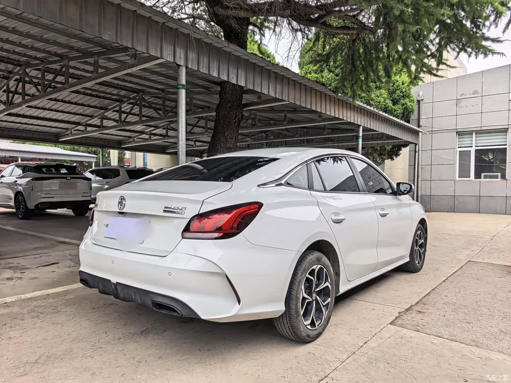 MG MG5, 2025 10