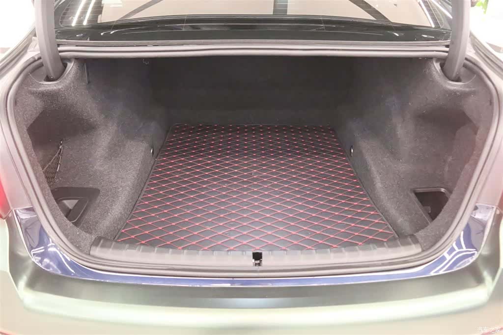 BMW 5 Series, 2022 20