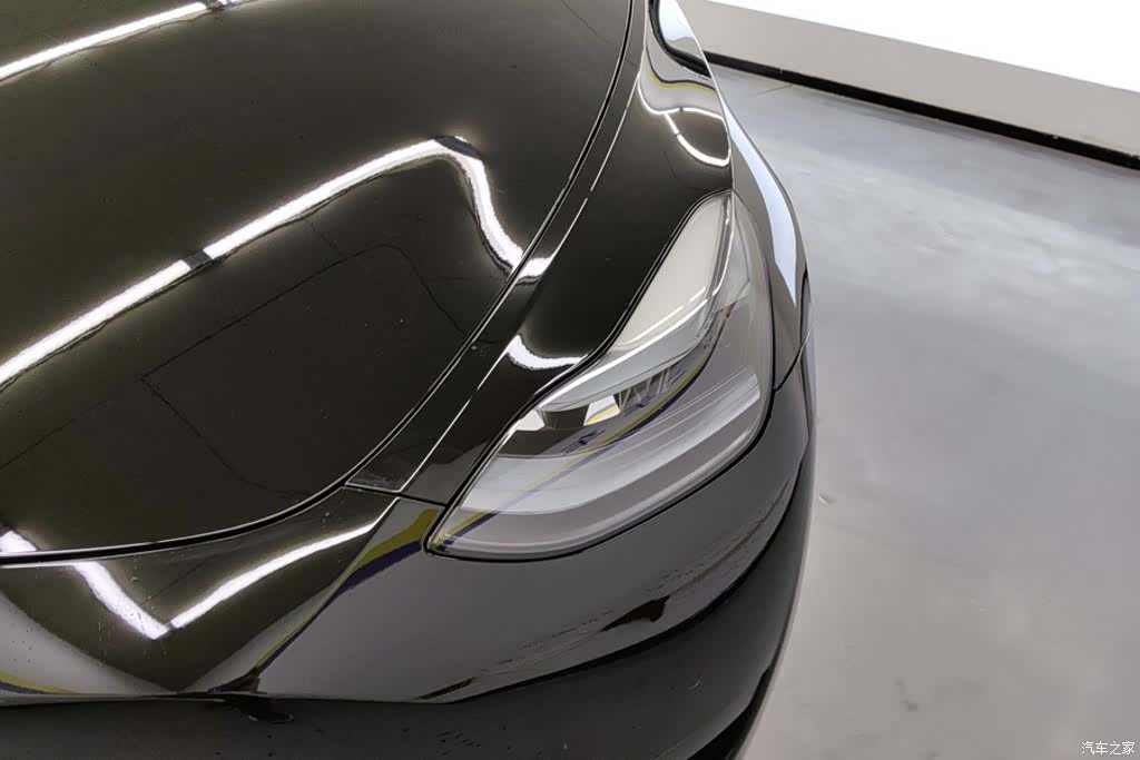 Tesla Model Y, 2023 все фото