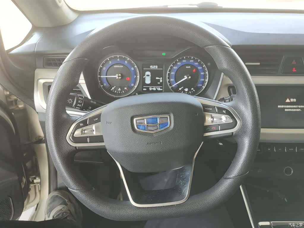 Geely X3, 2021 11