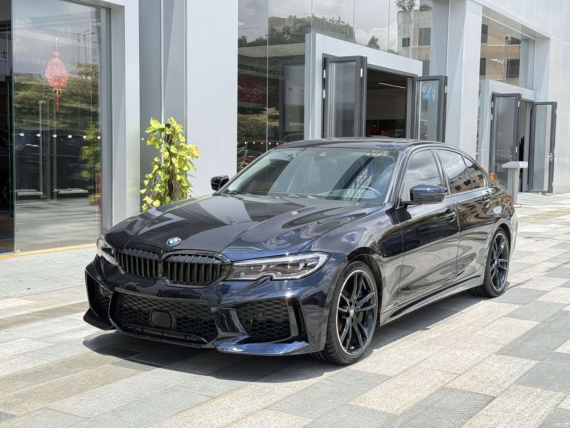 BMW 3 Series, 2020 1