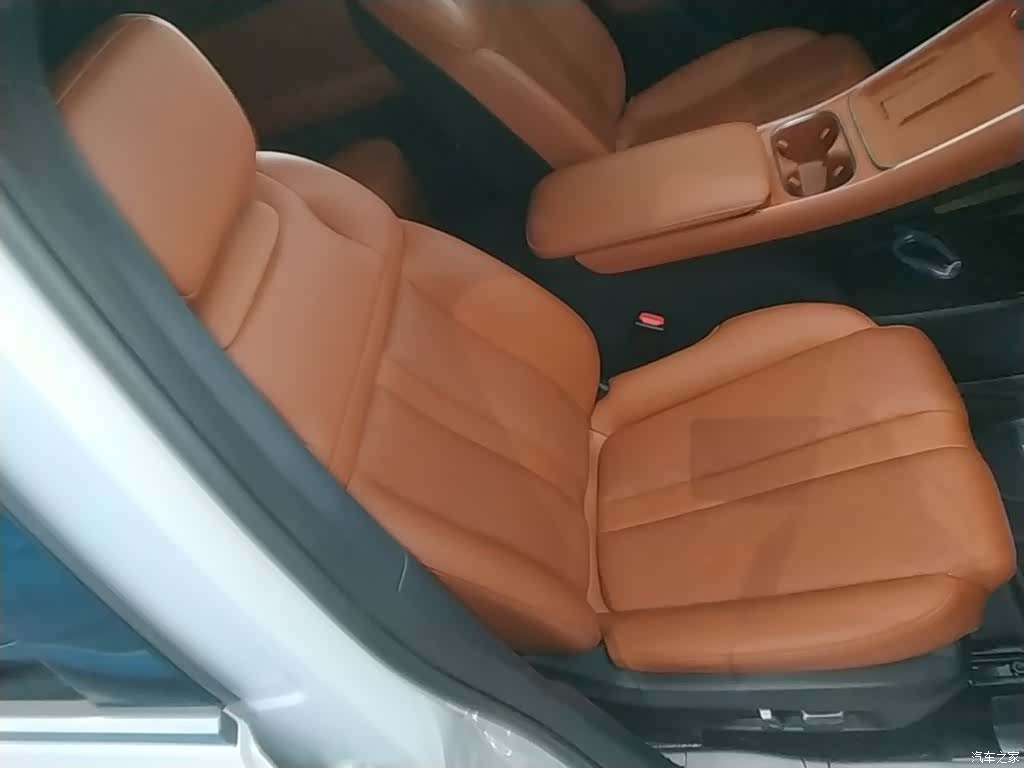 Wuling Starlight, 2025 25