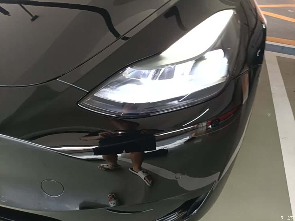 Tesla Model Y, 2022 24