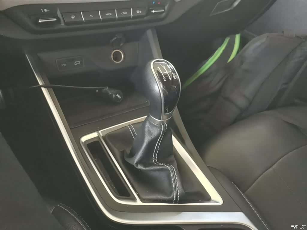 Geely X3, 2021 14