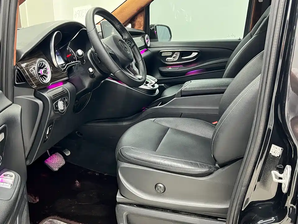 Mercedes-Benz V-class Mercedes-Benz V-class
