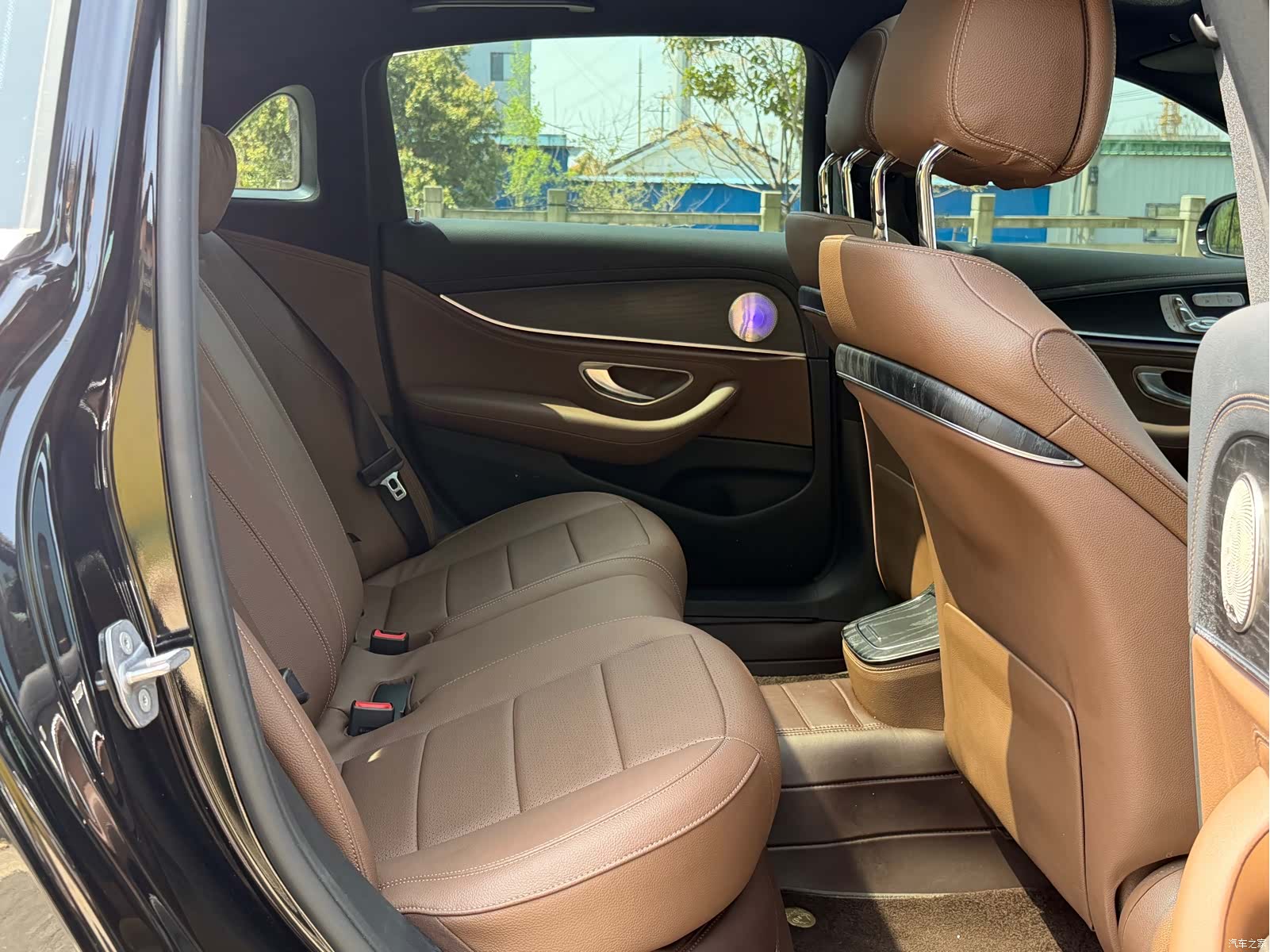 Mercedes-Benz E-Class, 2023 8
