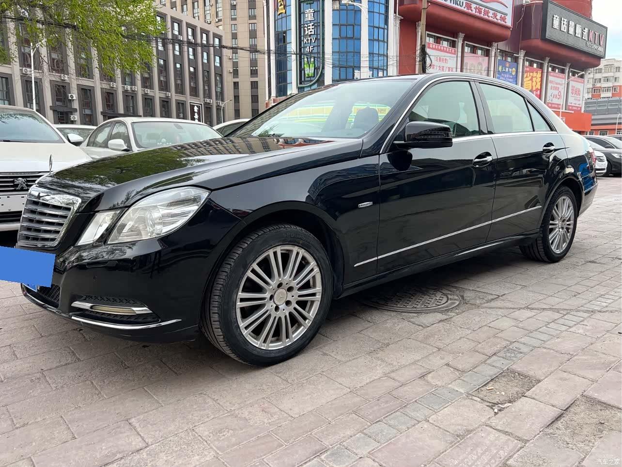 Mercedes-Benz E-Class, 2010 1