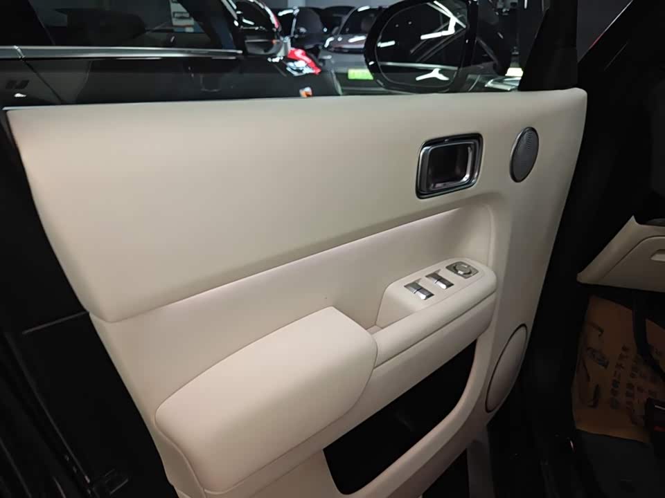 Li Auto Ideal L9