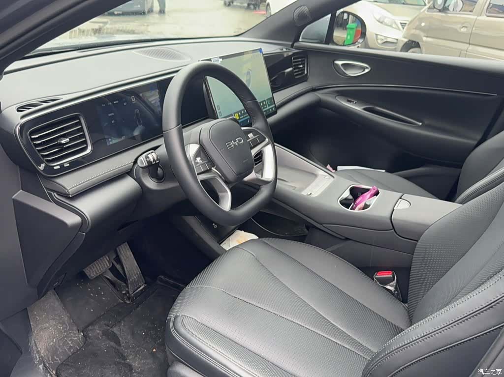 BYD HiAce, 2026 9