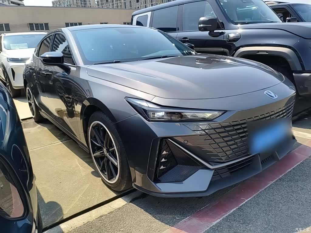 Changan UNI-V, 2022 4
