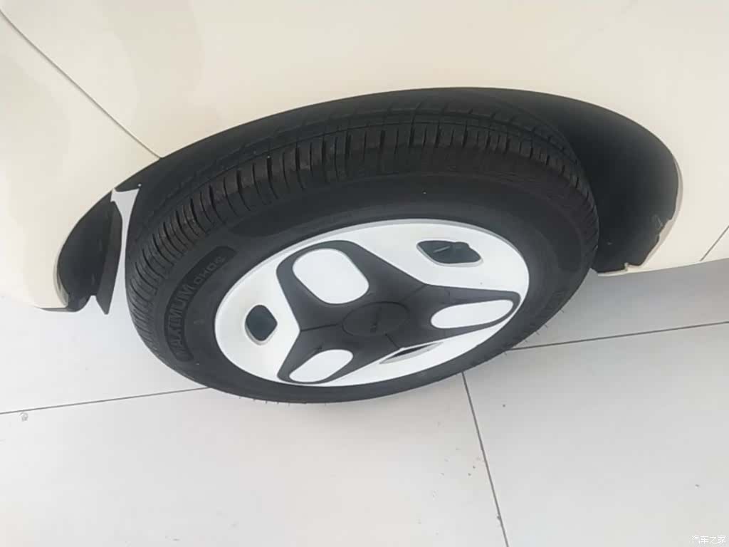 Geely Panda, 2025 23