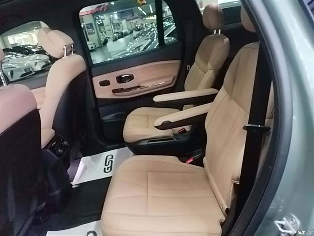 NIO ES8, 2022 17