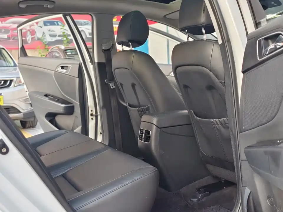 Hyundai Name picture