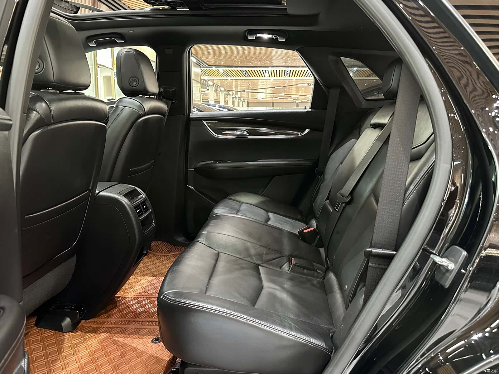 Cadillac XT5, 2022 8