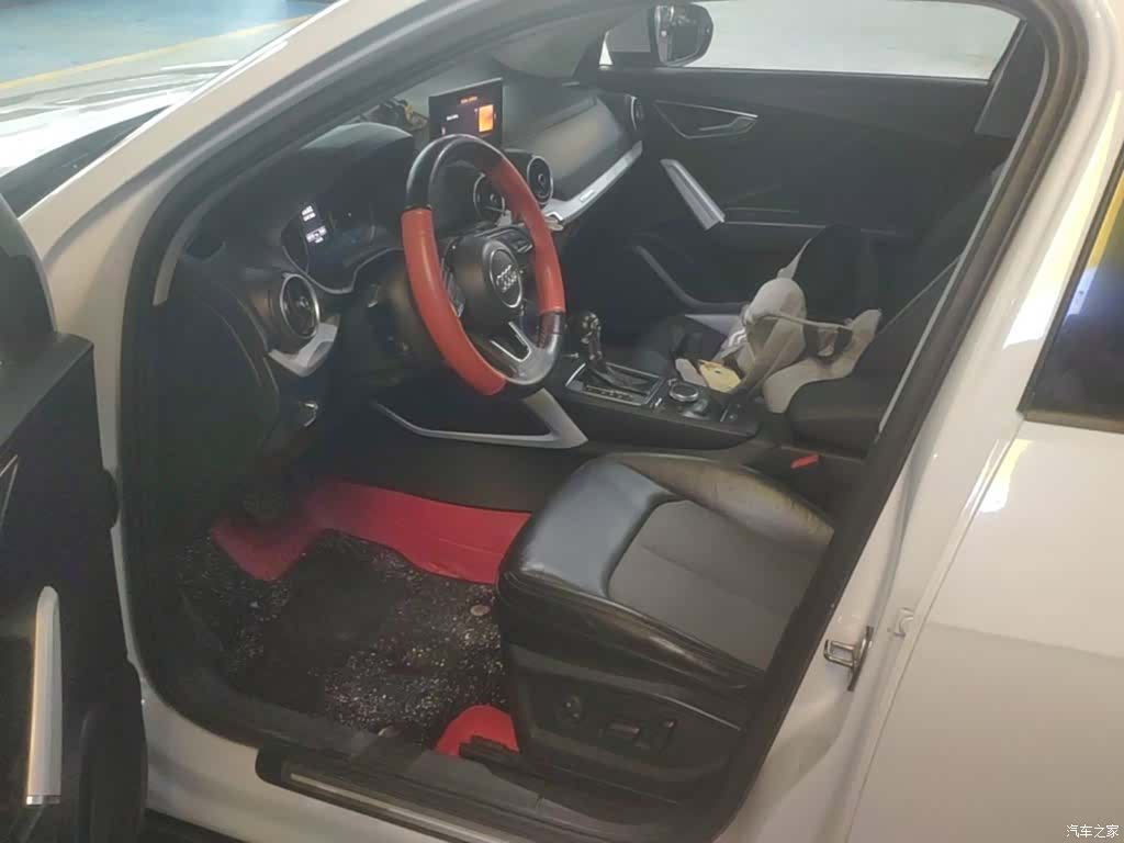 Audi Q2L, 2019 15