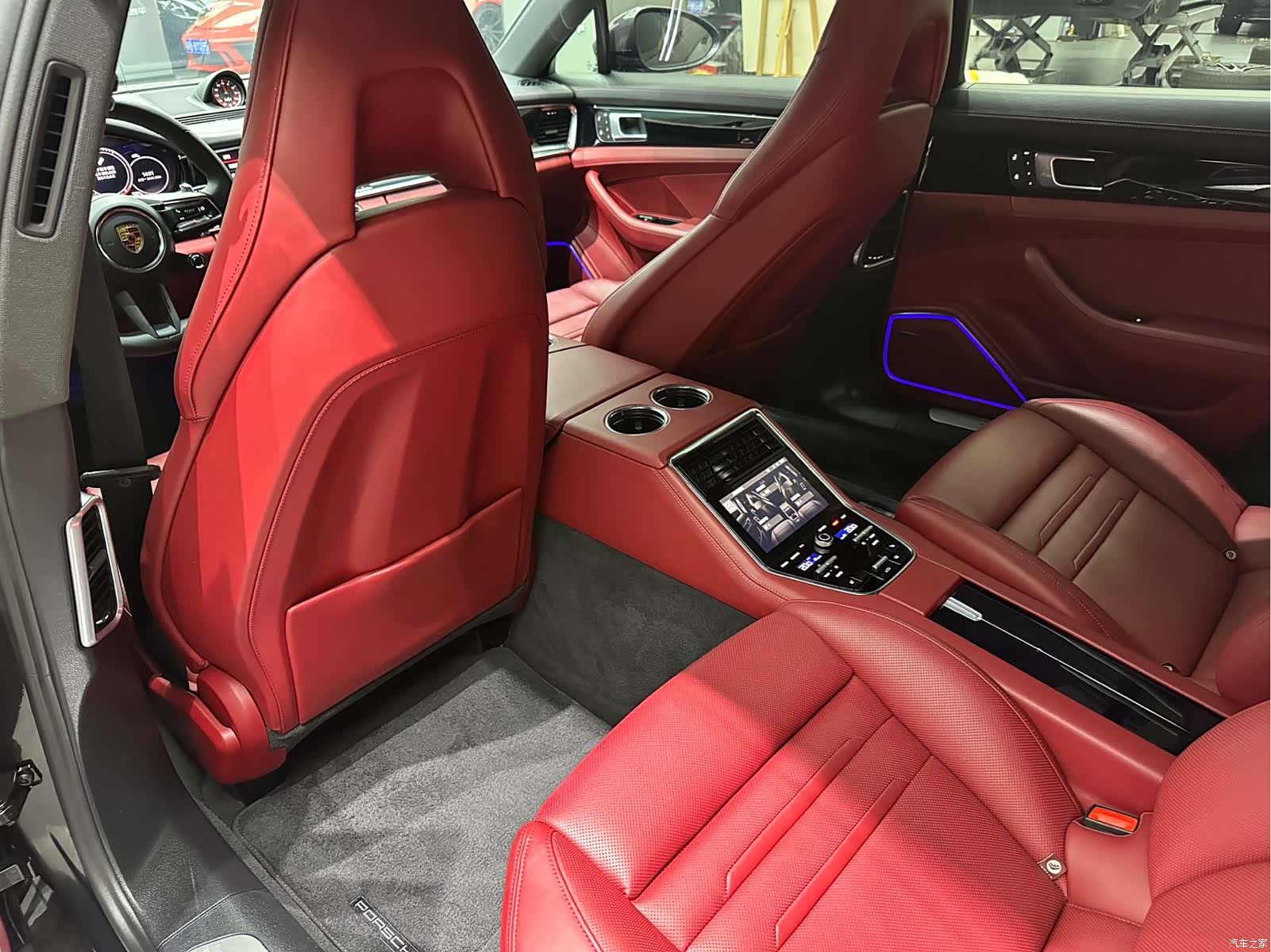Porsche Panamera, 2022 7