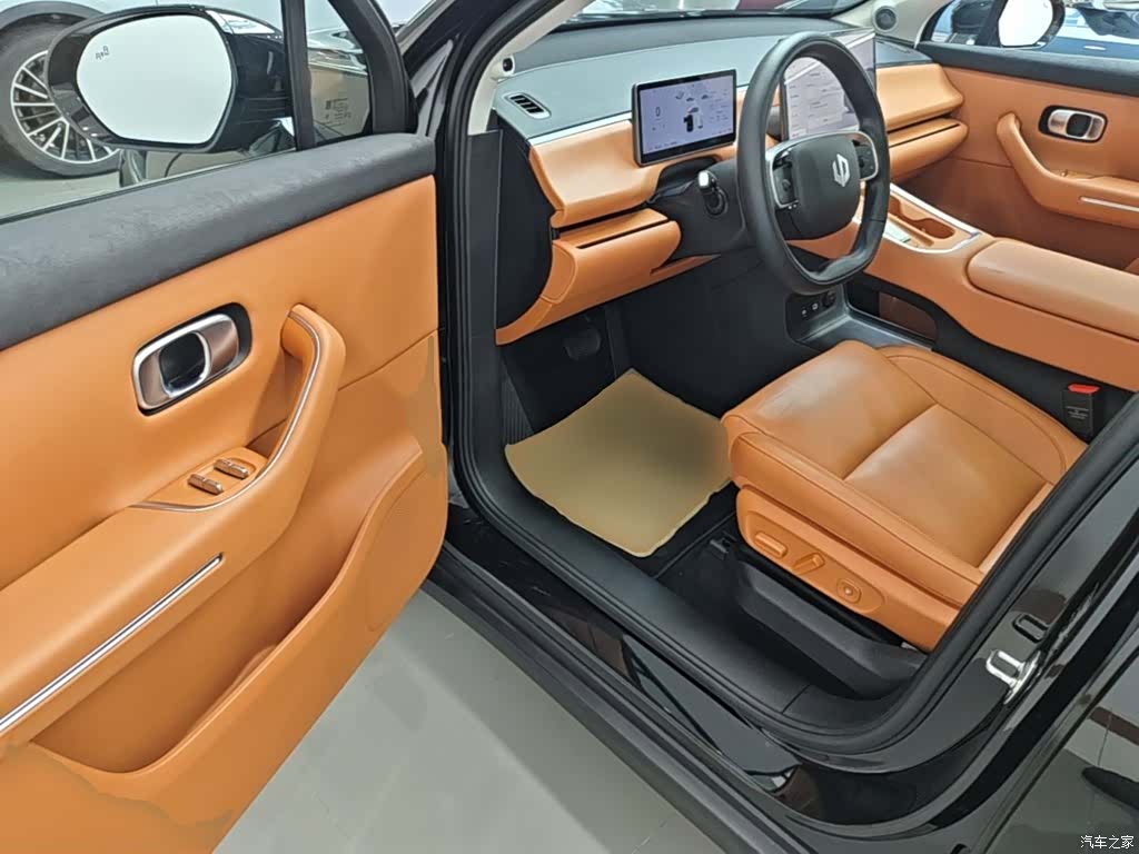 Leapmotor C16, 2025 16