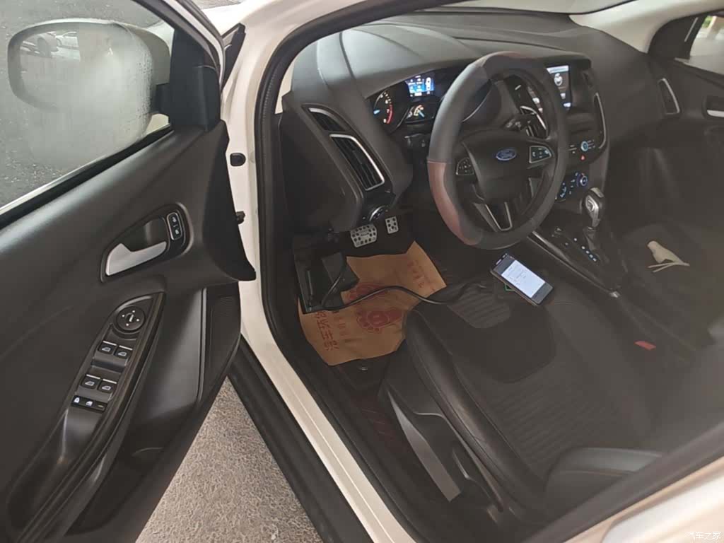 Ford Focus, 2016 16