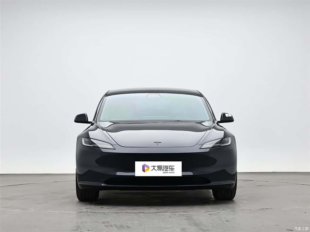 Tesla Model 3, 2025 2