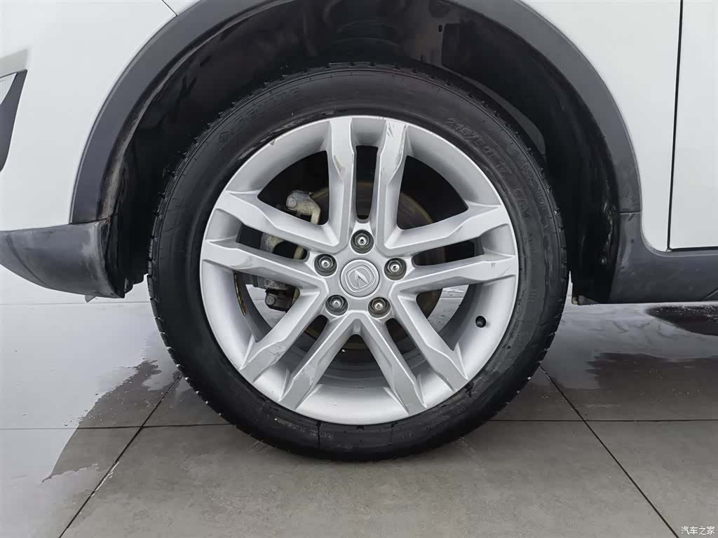 Changan CS35, 2016 17