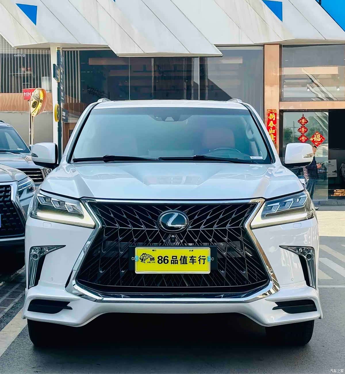 Lexus LX, 2019 2